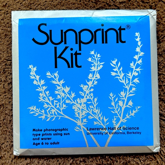 Sunprint Kit - Picture 1 of 3